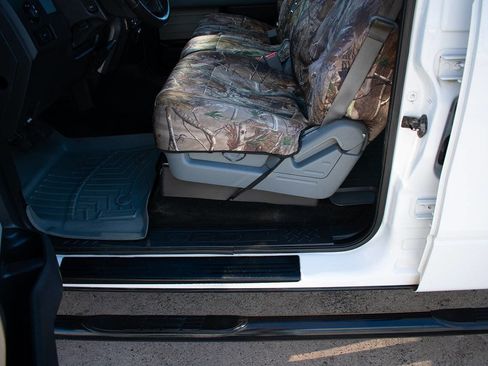 Used 2013 Ford F150 XLT w/ Mid Equipment Group image 13