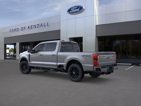 New 2026 Ford F250 Lariat w/ Black Appearance Package image 4