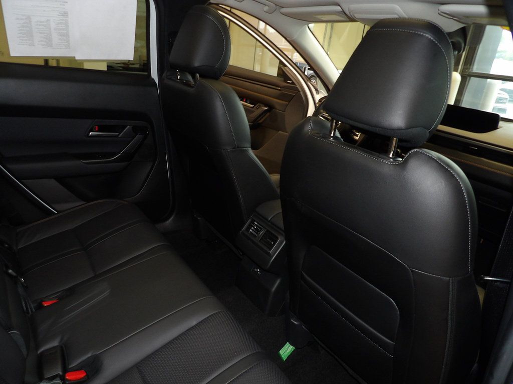 Certified 2026 MAZDA CX-50 AWD 2.5 S w/ Accent Package image 17