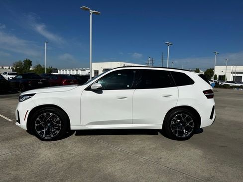 Certified 2025 BMW X3 xDrive30i w/ M Sport Package AWD/4WD image 8