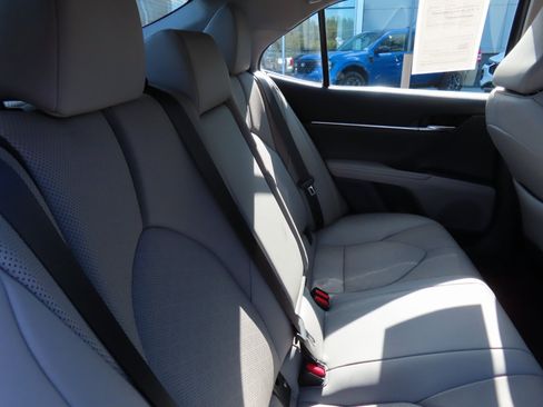 Used 2024 Toyota Camry XSE w/ Navigation Package image 38