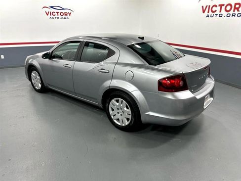 Used 2013 Dodge Avenger SE image 5