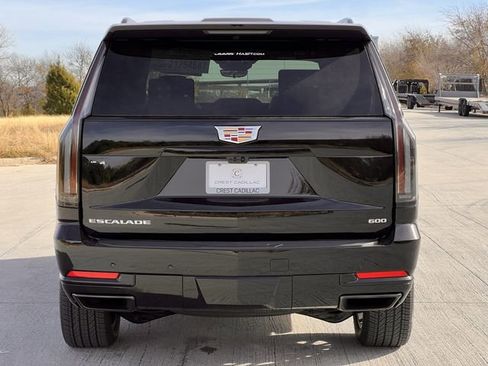 Certified 2026 Cadillac Escalade Platinum Sport image 5