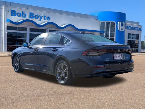 Certified 2024 Honda Accord EX-L image 3