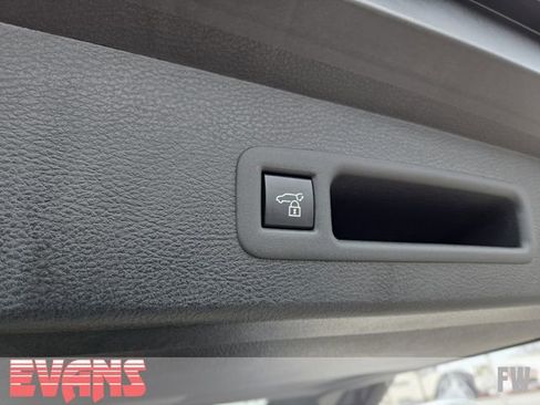 New 2026 Toyota Sienna XSE image 34