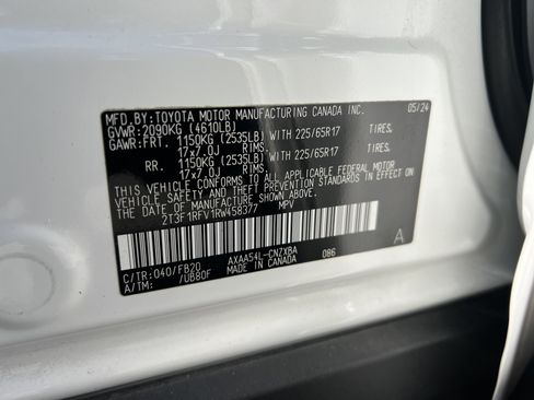 Certified 2024 Toyota RAV4 LE image 33