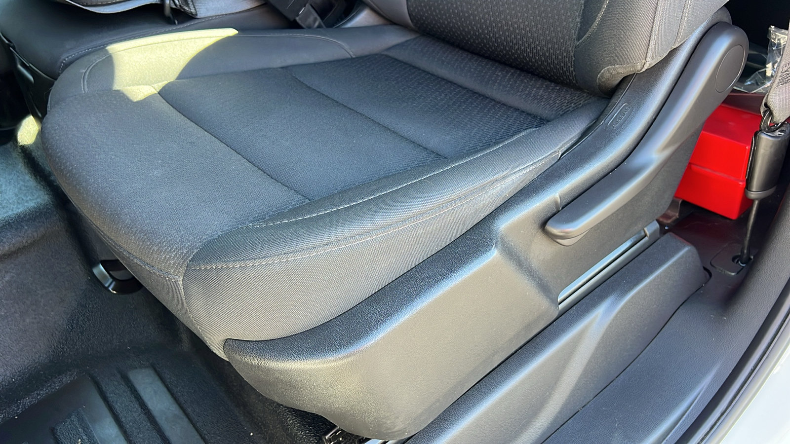 Certified 2025 Chevrolet Silverado 1500 W/T RWD image 14