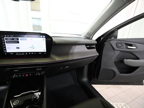 New 2026 Audi Q3 quattro 2.0T AWD/4WD image 30