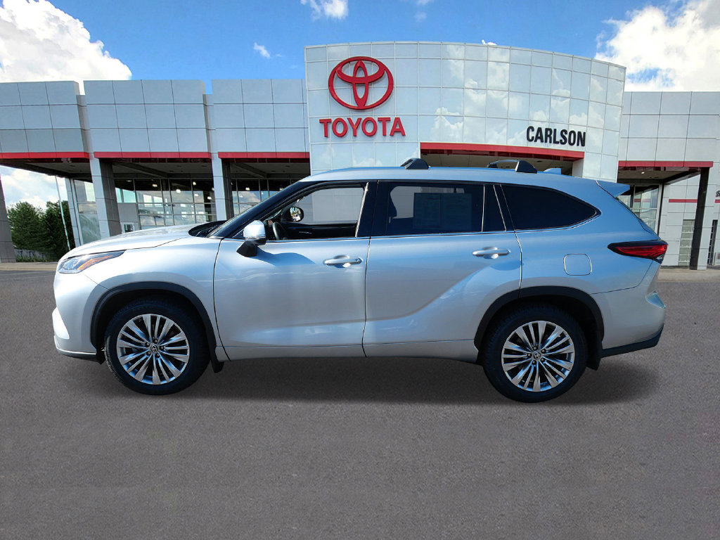 Used 2023 Toyota Highlander Platinum AWD/4WD image 7