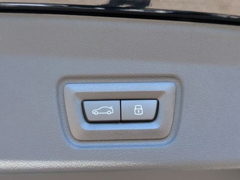 Certified 2025 BMW i4 M50 AWD/4WD image 37