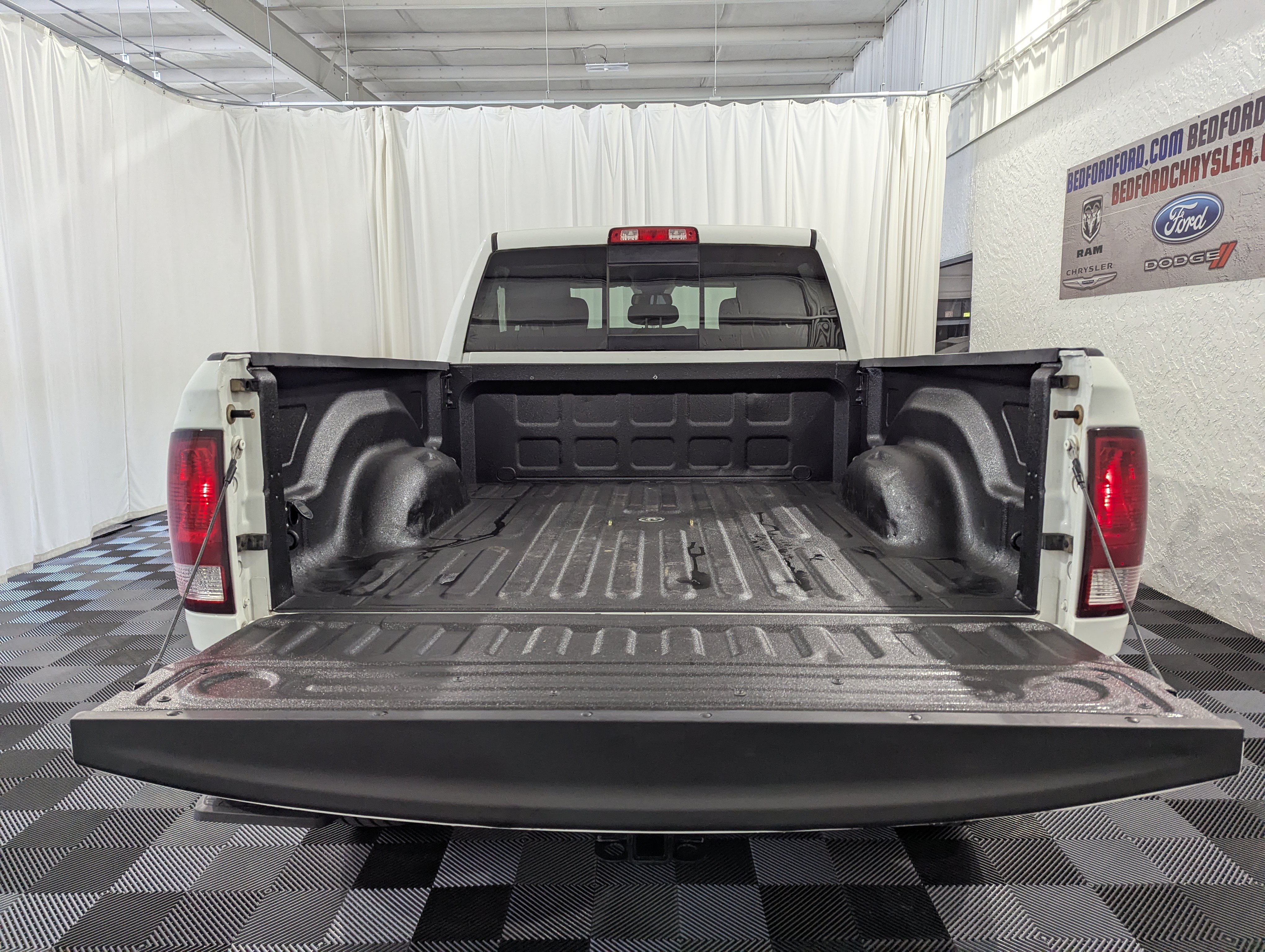 Used 2015 RAM 2500 SLT AWD/4WD image 11