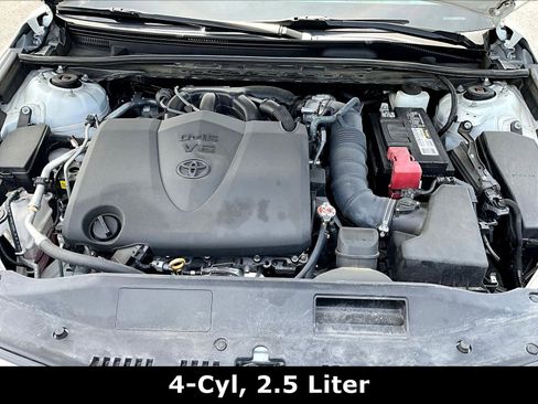 Used 2022 Toyota Camry XSE w/ Navigation Package FWD image 29