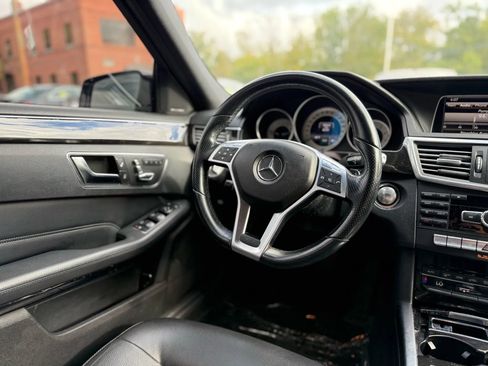 Used 2014 Mercedes-Benz E 350 Sedan image 28