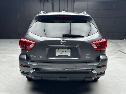 Used 2019 Nissan Pathfinder SL AWD/4WD image 6