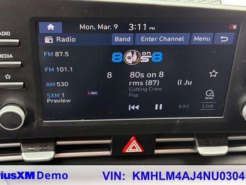 Used 2022 Hyundai Elantra Blue image 27