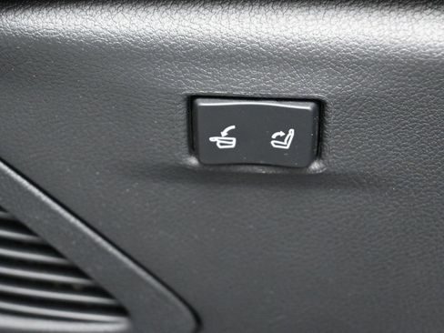 Used 2024 Lexus RX 500h F Sport image 32