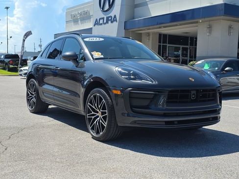 Used 2023 Porsche Macan Turbo AWD/4WD image 2