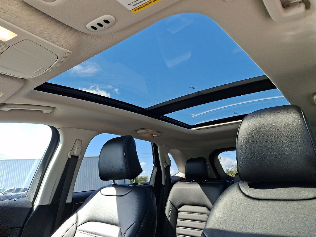 Used 2024 Ford Edge SEL w/ Convenience Package AWD/4WD image 16