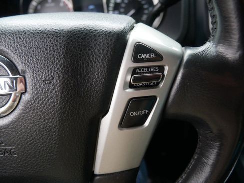 Used 2018 Nissan Titan SL w/ Midnight Edition AWD/4WD image 29