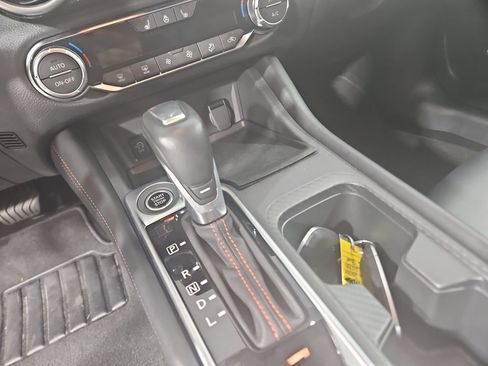Certified 2025 Nissan Sentra SR w/ SR Premium Package FWD image 24