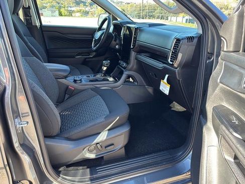 New 2025 Ford Ranger XLT w/ Equipment Group 301A High image 19