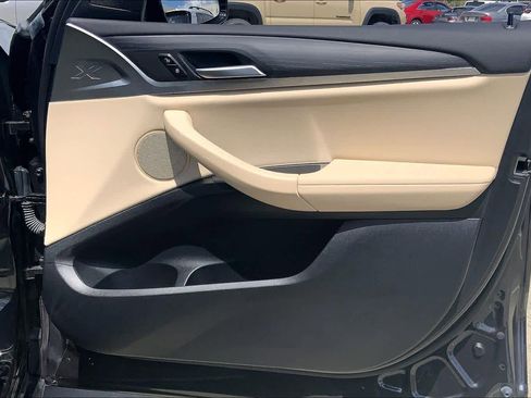 Used 2024 BMW X4 xDrive30i w/ M Sport Package image 26