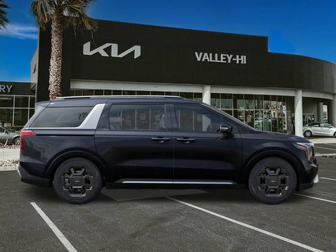 New 2026 Kia Carnival SX FWD image 8