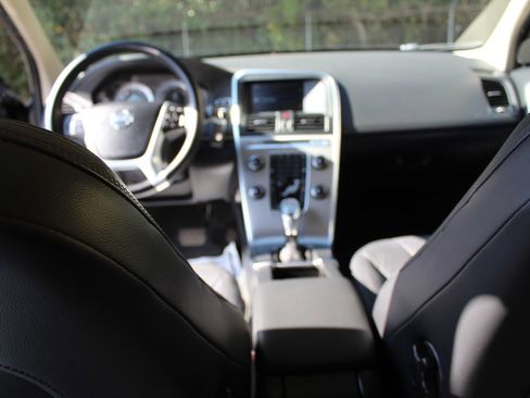 Used 2013 Volvo XC60 3.2 image 33