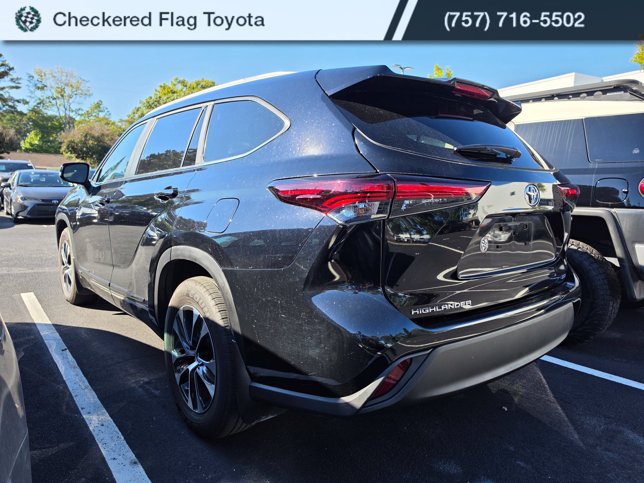 Certified 2026 Toyota Highlander XLE AWD/4WD image 4