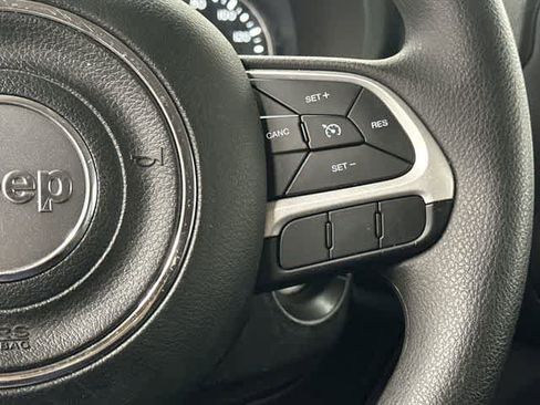 Used 2020 Jeep Renegade Sport image 18