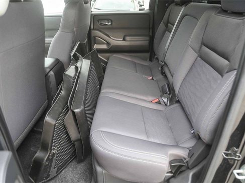 Certified 2023 Nissan Frontier SV w/ SV Convenience Package image 17