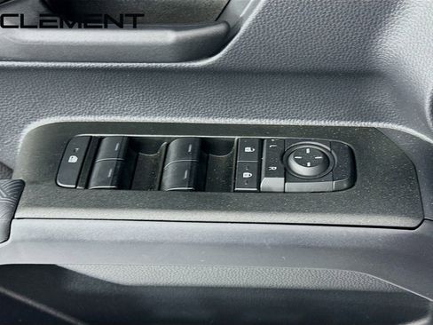 Used 2025 Toyota 4Runner SR5 AWD/4WD image 24