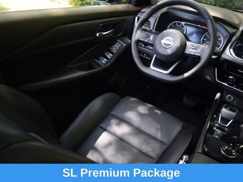 Used 2023 Nissan Rogue SL w/ SL Premium Package AWD/4WD image 2