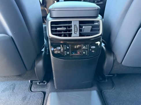 New 2026 Lexus RX 450h AWD image 19