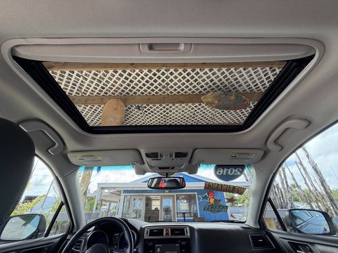 Used 2016 Subaru Outback 2.5i Limited image 20