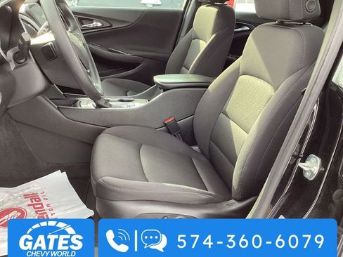 Used 2024 Chevrolet Malibu LT image 11