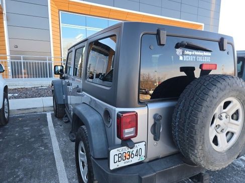 Used 2013 Jeep Wrangler Unlimited Sport w/ Connectivity Group image 4