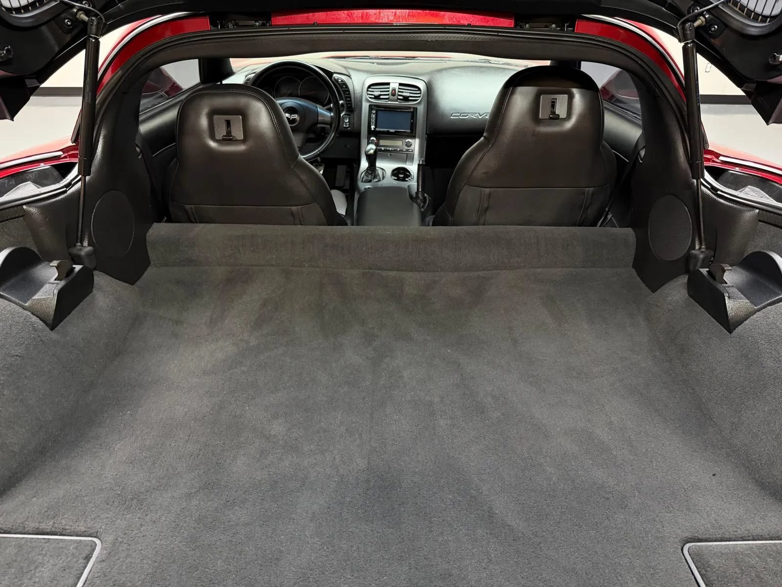 Used 2006 Chevrolet Corvette Coupe RWD image 14