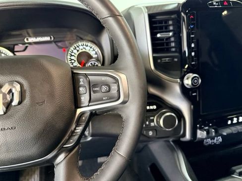 Used 2025 RAM 1500 Big Horn AWD/4WD image 30
