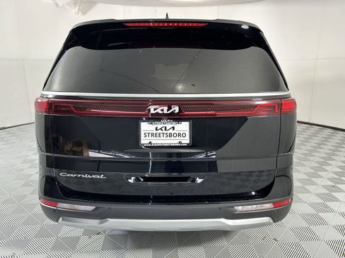 Used 2022 Kia Carnival SX Prestige FWD image 7