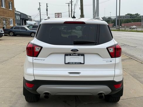 Used 2019 Ford Escape Titanium AWD/4WD image 8