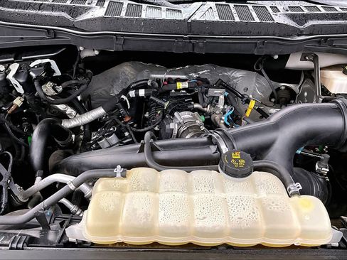 Used 2022 Ford F150 XLT w/ Equipment Group 302A High image 29