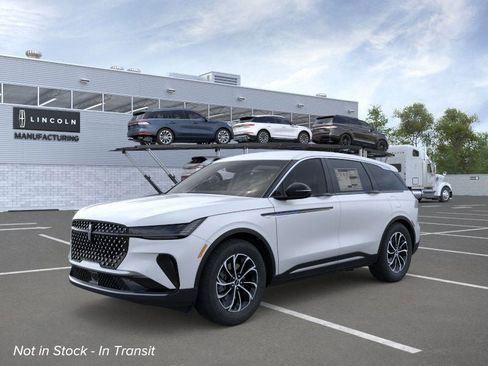 New 2026 Lincoln Nautilus Premier image 1