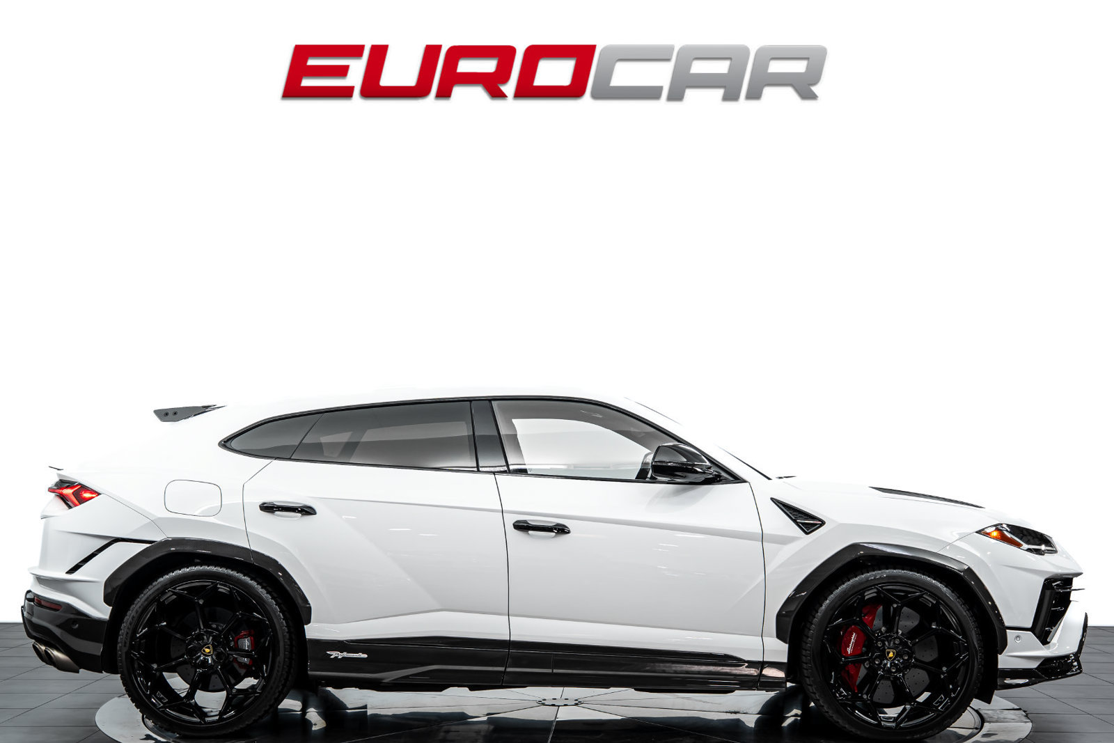 Used 2023 Lamborghini Urus Performante AWD/4WD image 6