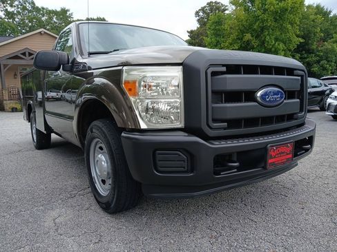 Used 2015 Ford F250 XL RWD image 4