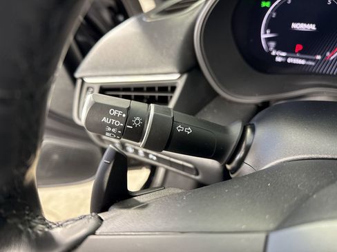 Certified 2024 Acura TLX w/ Technology Package image 15