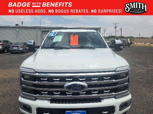 Used 2024 Ford F250 Platinum w/ Tremor Off-Road Package AWD/4WD image 10