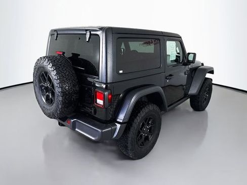 Used 2024 Jeep Wrangler Willys image 7