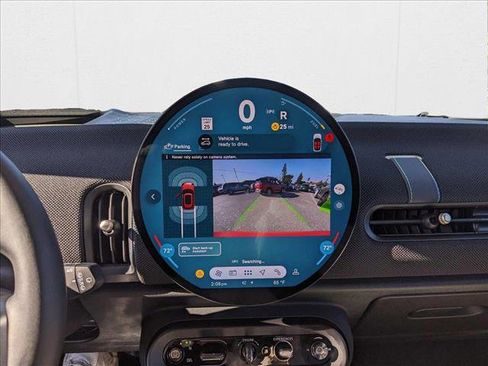 Used 2025 MINI Cooper 2-Door Hardtop image 13