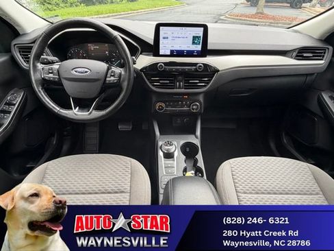 Used 2021 Ford Escape SE w/ Cold Weather Package AWD/4WD image 8